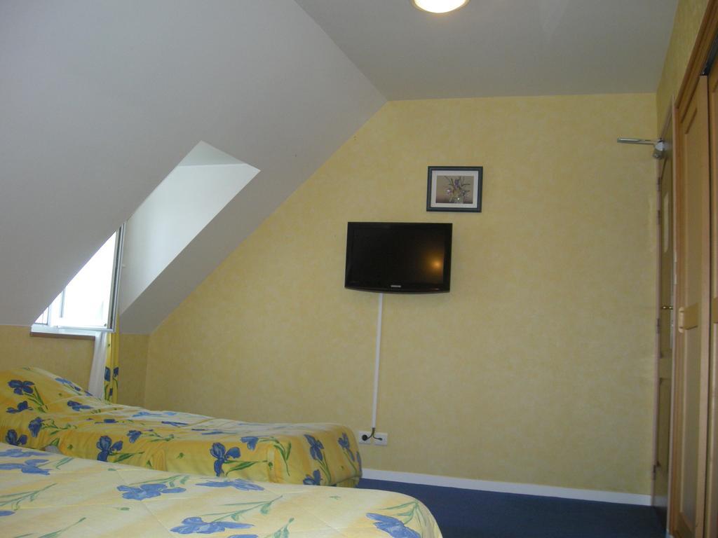 שרבורג Hotel La Renaissance חדר תמונה